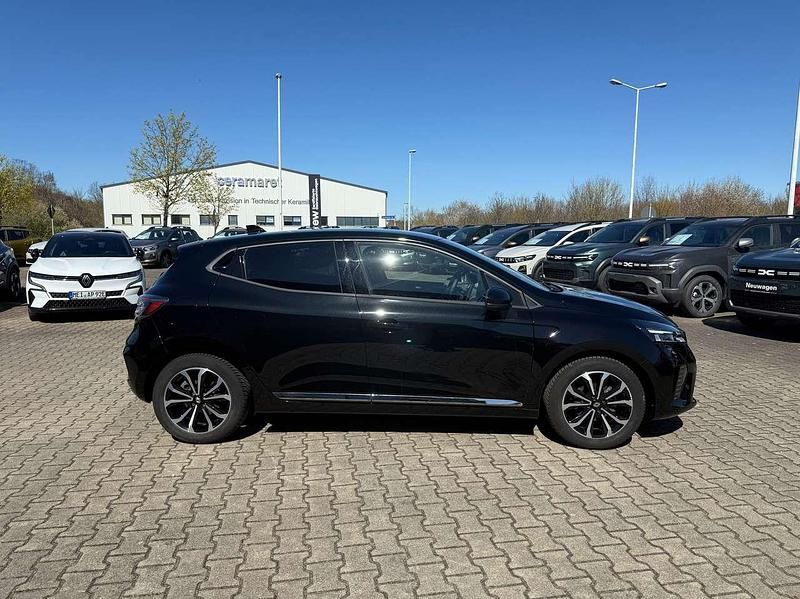 Gebraucht Renault Clio Techno 91 PS (66 kW) 2025 Sternenschwarz Kleinwagen