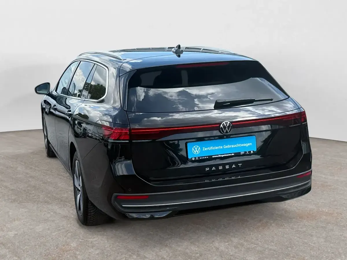 Gebraucht VW Passat Business 150 PS (110 kW) 2025 Kombi