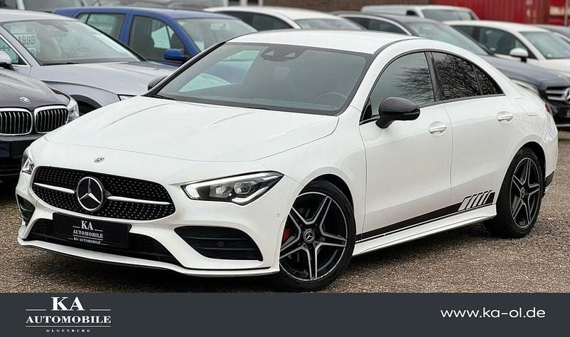 Weiß Gebraucht 2020 Mercedes CLA180 AMG Limousine | 22.999 € (Etwas zu teuer) - Bild 1/4