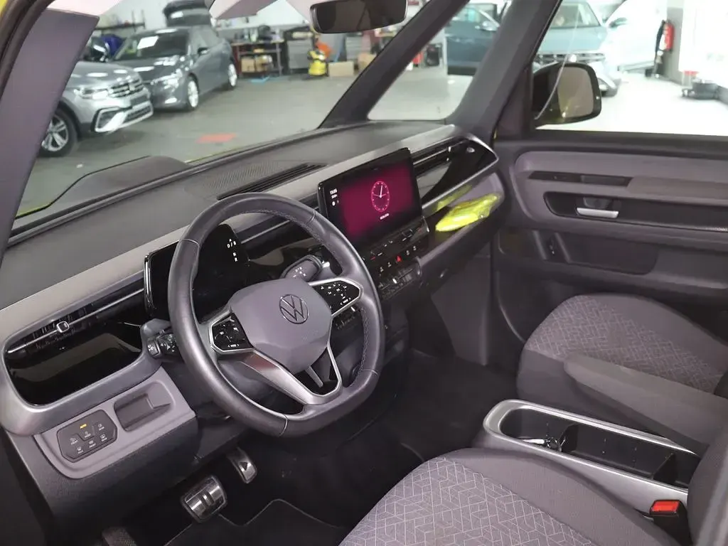 Gebraucht VW ID. Buzz Pro 150 kW (204 PS) 2023 Gelb Van / Kleinbus