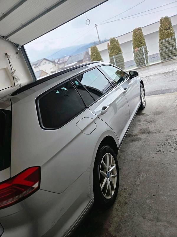 Usata VW Passat 150 CV (110 kW) 2017 Argento Station wagon