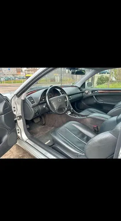 Gebraucht Mercedes CLK320 Elegance 218 PS (160 kW) 2001 Silber Coupé