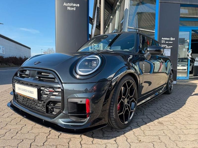 Gebraucht Mini John Cooper Works 231 PS (169 kW) 2025 Grau Kleinwagen