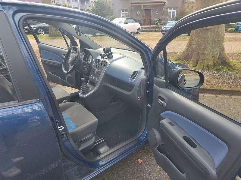 Gebraucht Suzuki Splash Comfort 86 PS (63 kW) 2009 Blau Kleinwagen