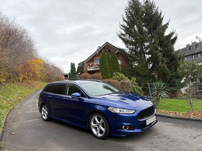 Blau Gebraucht 2016 Ford Mondeo ST-Line Kombi | 7.599 € (Fairer Preis) - Bild 1/4