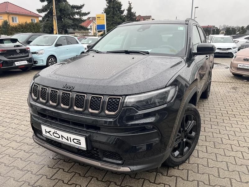 Gebraucht Jeep Compass 239 PS (175 kW) 2022 Schwarz SUV