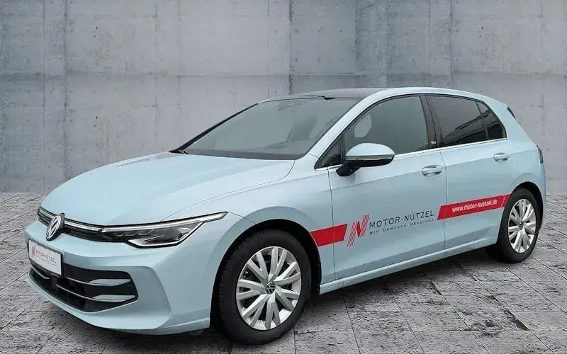 Gebraucht VW Golf VIII Edition 150 PS (110 kW) 2024 Blau Limousine