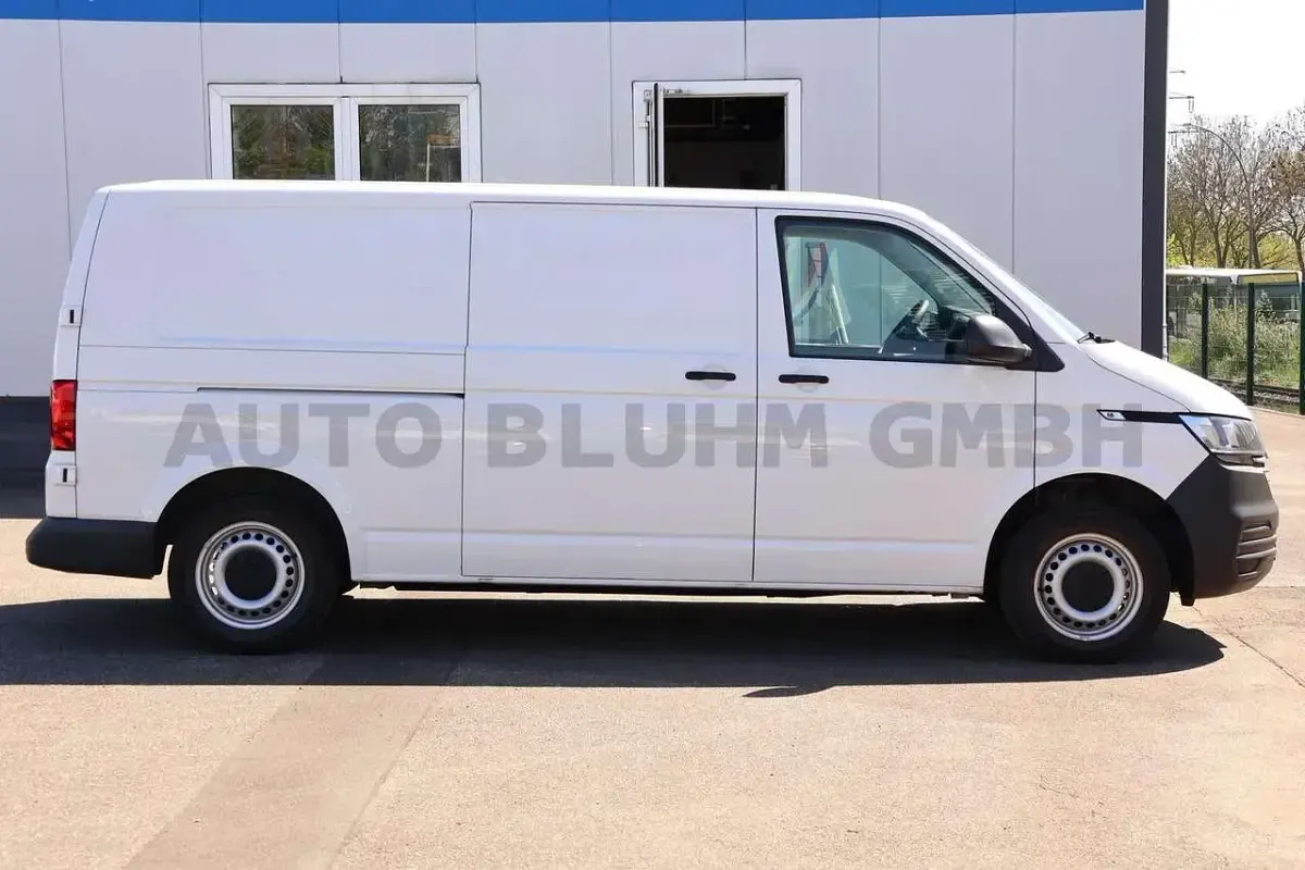 Gebraucht VW Transporter 83 kW (113 PS) 2022 Candyweiß Van