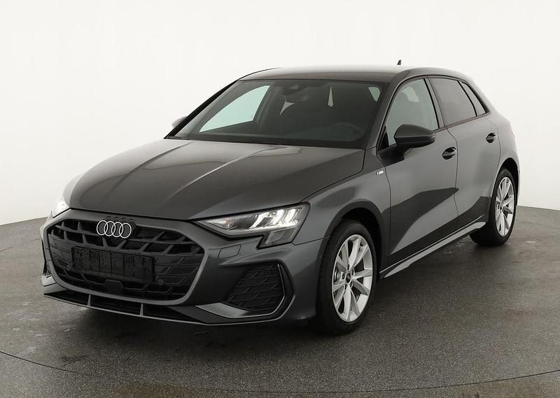 Neu Audi A3 S-Line 150 PS (110 kW) 2025 Daytonagrau perleffekt Limousine