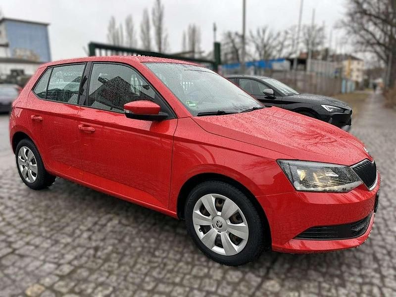 Gebraucht Skoda Fabia Ambition 110 PS (80 kW) 2016 Rot Kleinwagen