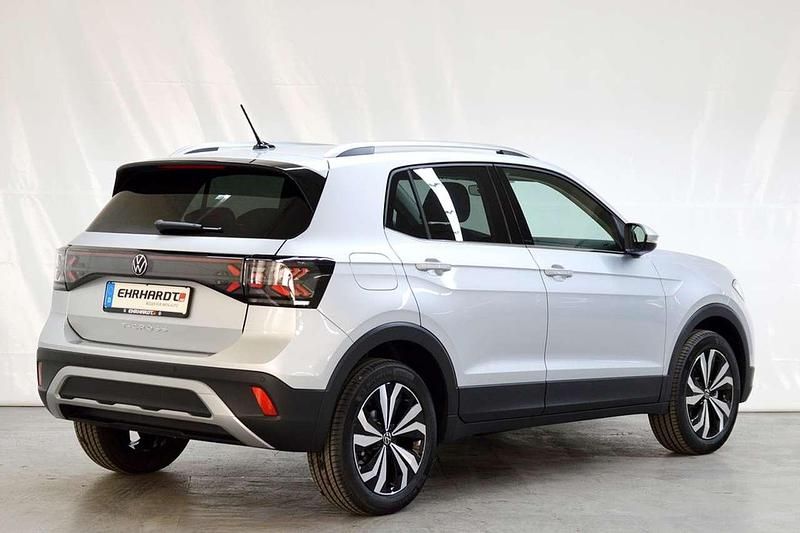 Gebraucht VW T-Cross Style 116 PS (85 kW) 2024 Reflexsilber metallic SUV
