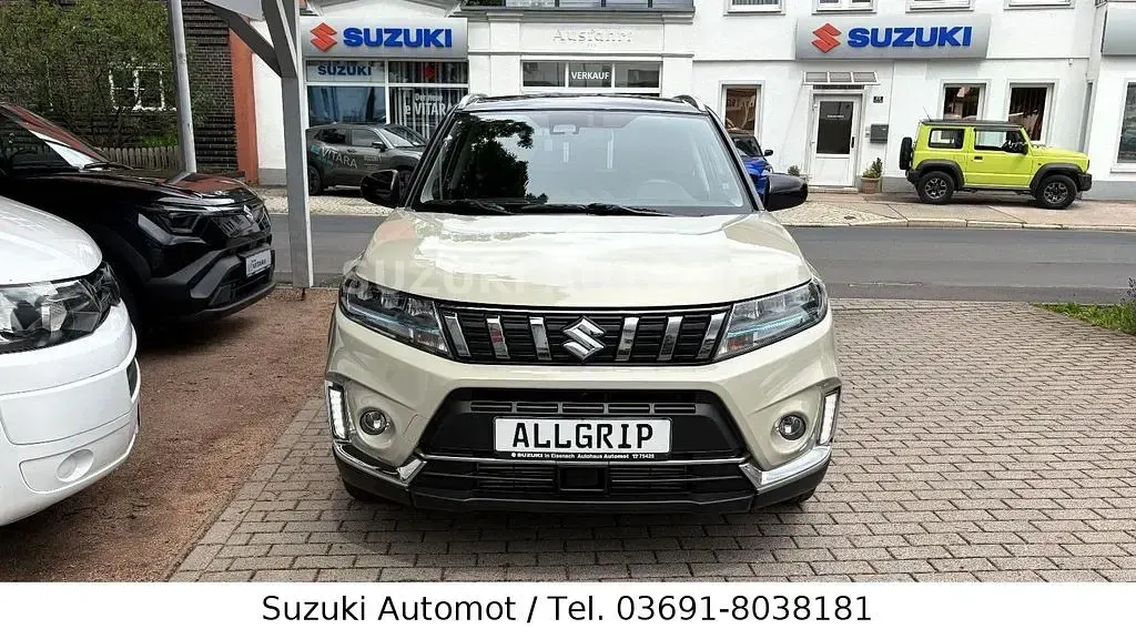Gebraucht Suzuki Vitara Comfort 129 PS (94 kW) 2023 Beige SUV