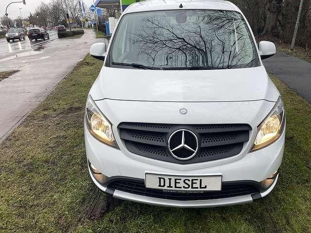 Gebraucht Mercedes Citan 109 90 PS (66 kW) 2019 Arktikweiss Van / Kleinbus