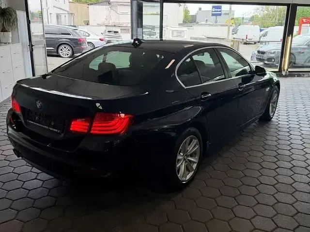 Gebraucht BMW 520 Performance 190 PS (139 kW) 2016 Blau Limousine