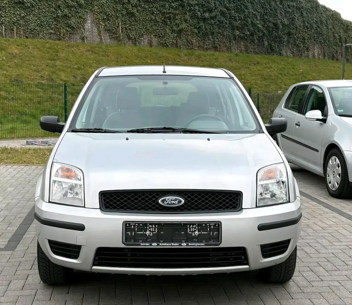 Brugt Ford Fusion 100 HK (73 kW) 2005 Grå Hatchback