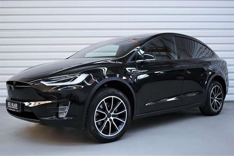Second-hand Tesla Model X Performance 311 kW (423 CP) 2017 Negru SUV