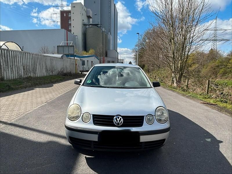Gebraucht VW Polo 54 PS (39 kW) 2002 Grau Kleinwagen