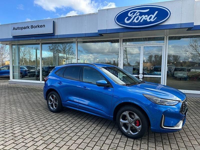 Gebraucht Ford Kuga ST-Line X 242 PS (177 kW) 2025 Blau SUV