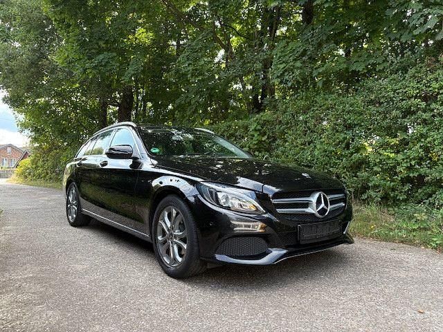 Gebraucht Mercedes C220 170 PS (125 kW) 2017 Schwarz Kombi