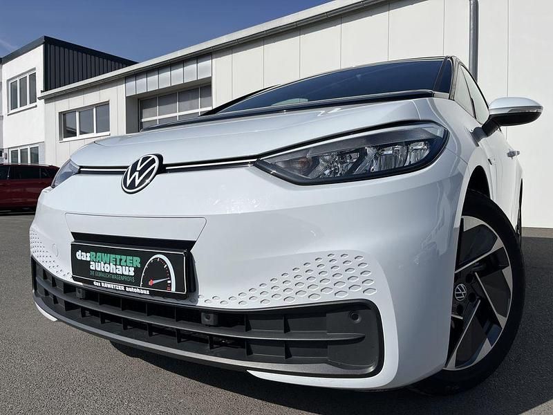 Gebraucht VW ID.3 Pro Performance 150 kW (204 PS) 2021 Weiß Kleinwagen