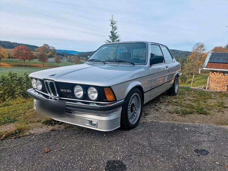 Gebraucht BMW 323 160 PS (117 kW) 1980 Silber Limousine