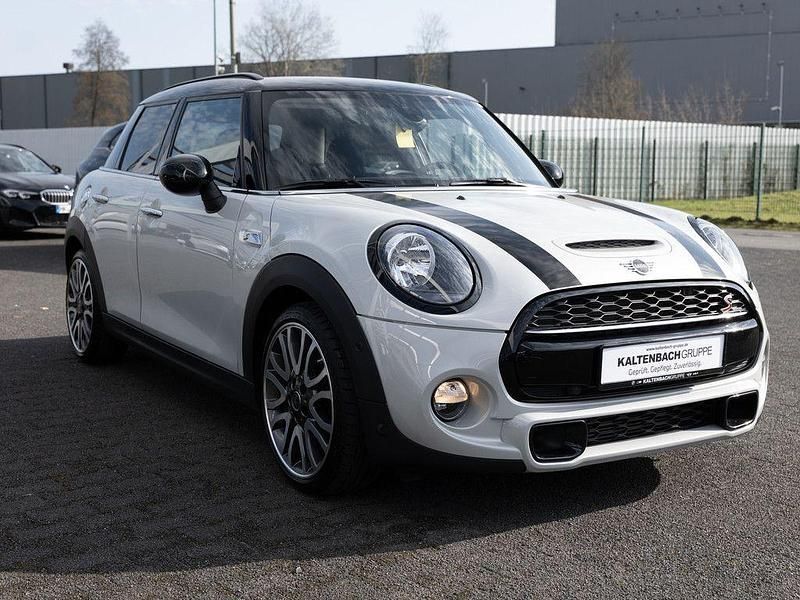 Gebraucht Mini Cooper S 192 PS (141 kW) 2019 Silber Kleinwagen