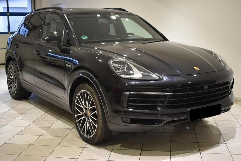 Schwarz metallic Gebraucht 2021 Porsche Cayenne SUV | 70.510 € (Guter Preis) - Bild 1/1