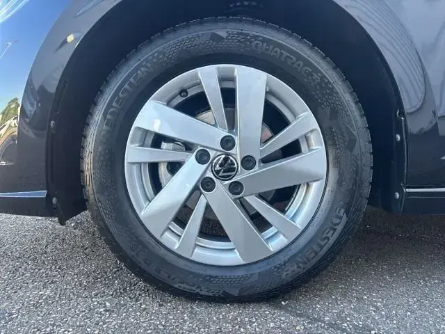 Gebraucht VW Polo Style 95 PS (69 kW) 2024 Schwarz Kleinwagen