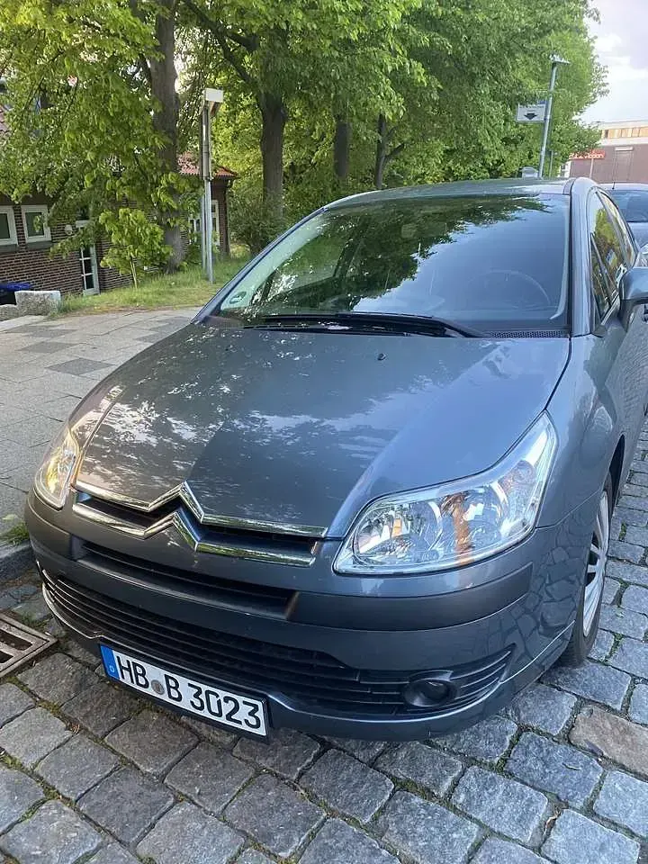 Gebraucht Citroën C4 Comfort 109 PS (80 kW) 2007 Limousine