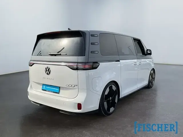 Second-hand VW ID. Buzz Pro 150 kW (204 CP) 2022 Alb Monovolum