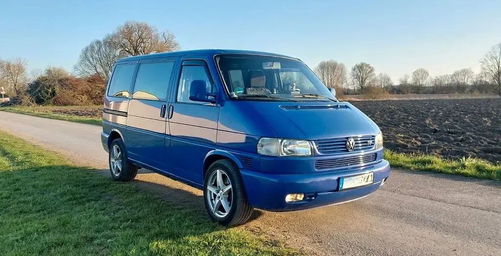 Gebraucht VW Multivan 151 PS (111 kW) 2001 Blau Van / Kleinbus