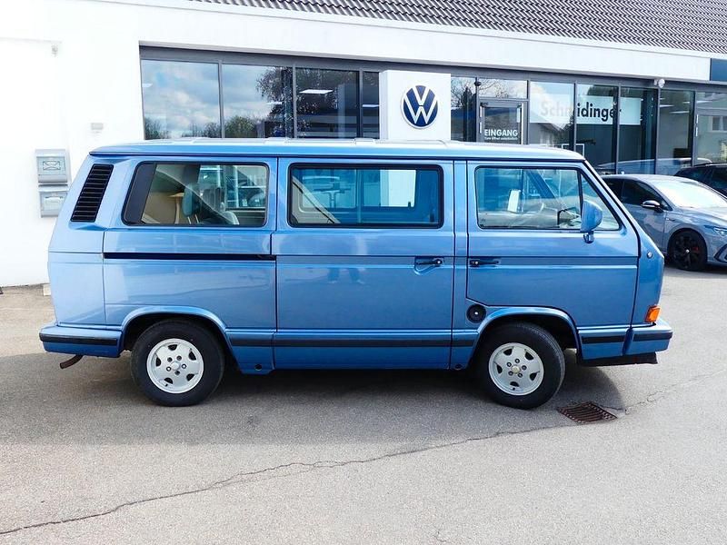 Second-hand VW Multivan Edition 92 CP (67 kW) 1990 Albastru Monovolum