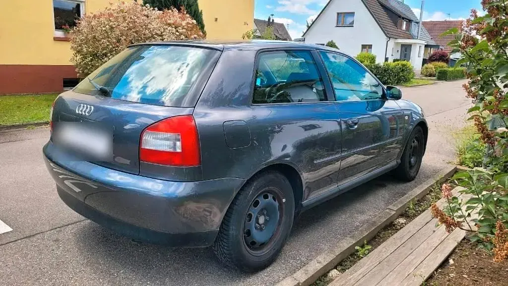 Gebraucht Audi A3 Ambiente 120 PS (88 kW) 2000 Grau Kleinwagen