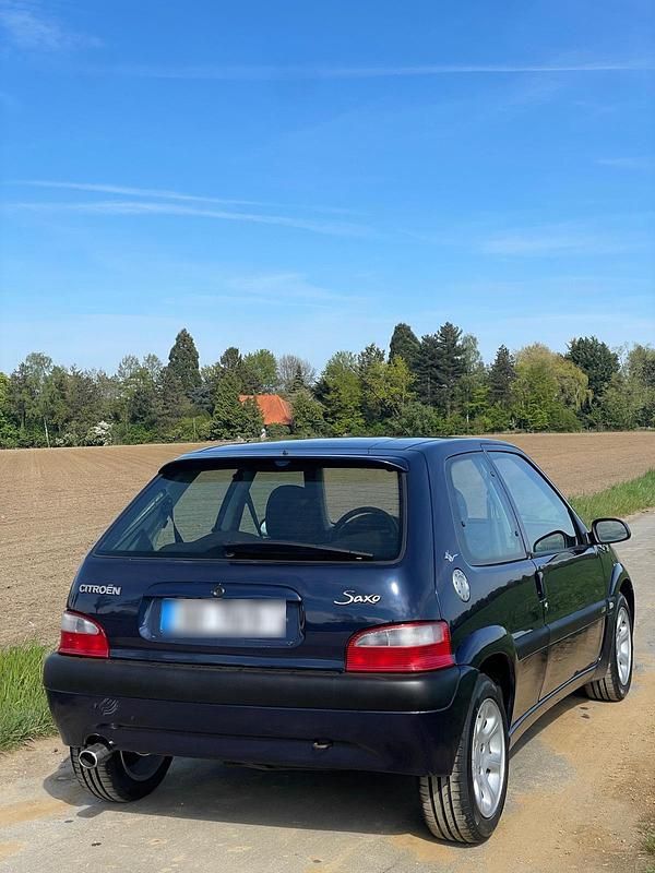 Gebraucht Citroën Saxo 118 PS (86 kW) 2001 Blau Kleinwagen
