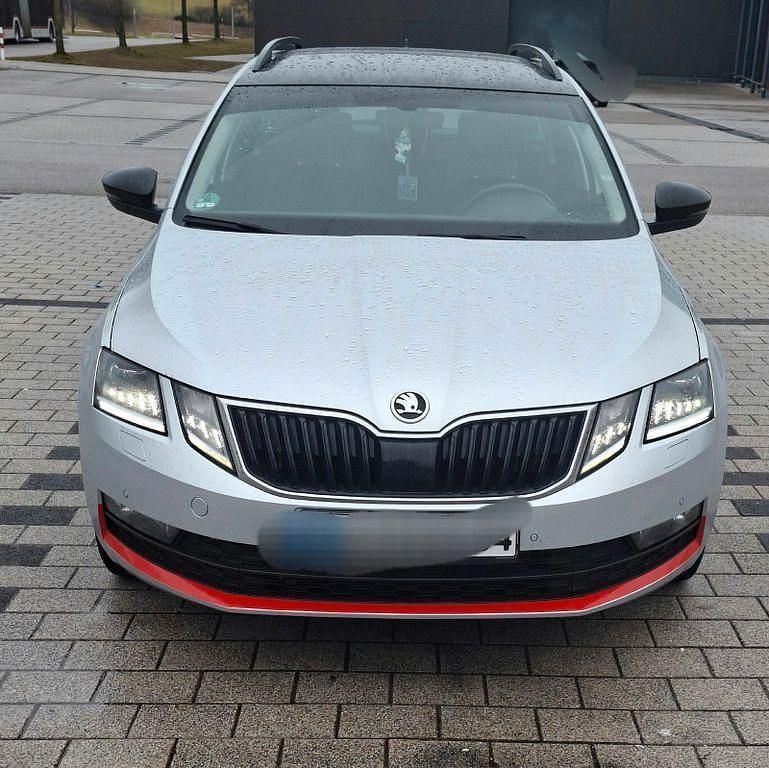 Gebraucht Skoda Octavia Soleil 150 PS (110 kW) 2020 Silber Kombi
