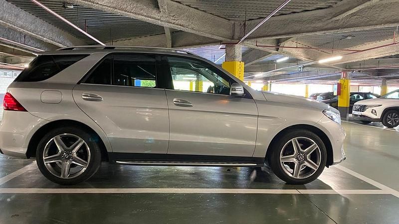 Gebraucht Mercedes GLE350 258 PS (189 kW) 2017 Silber SUV