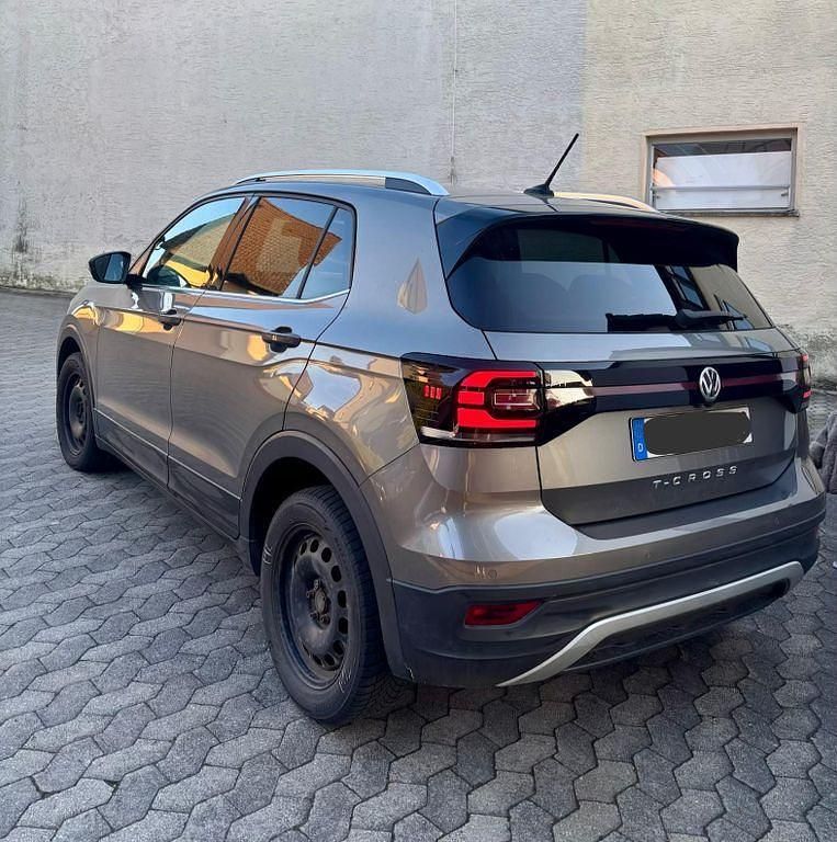 Gebraucht VW T-Cross 116 PS (85 kW) 2019 Grau SUV