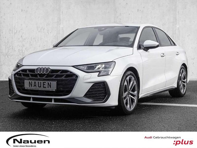 Gletscherweiß metallic Gebraucht 2024 Audi A3 S-Line Limousine | 31.980 € (Superpreis) - Bild 1/3