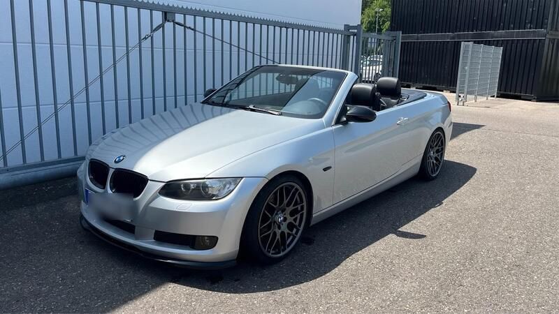 Silber Gebraucht 2008 BMW 320 Cabriolet M Performance Cabrio | 12.700 € (Etwas zu teuer) - Bild 1/4