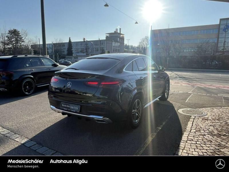 Gebraucht Mercedes GLE400 AMG 252 PS (185 kW) 2024 Lack smaragdgrün (metallic) Coupé