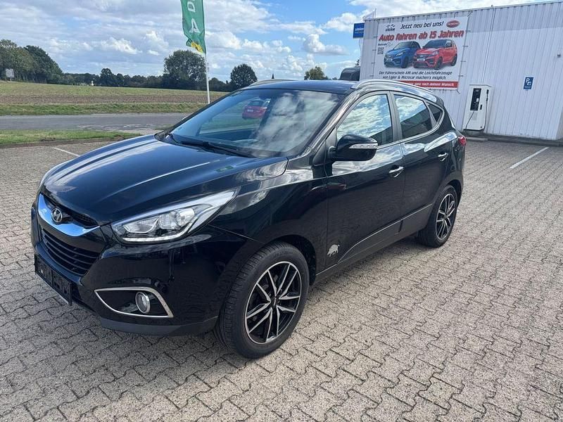 Schwarz Gebraucht 2014 Hyundai ix35 Edition SUV | 6.950 € (Guter Preis) - Bild 1/4