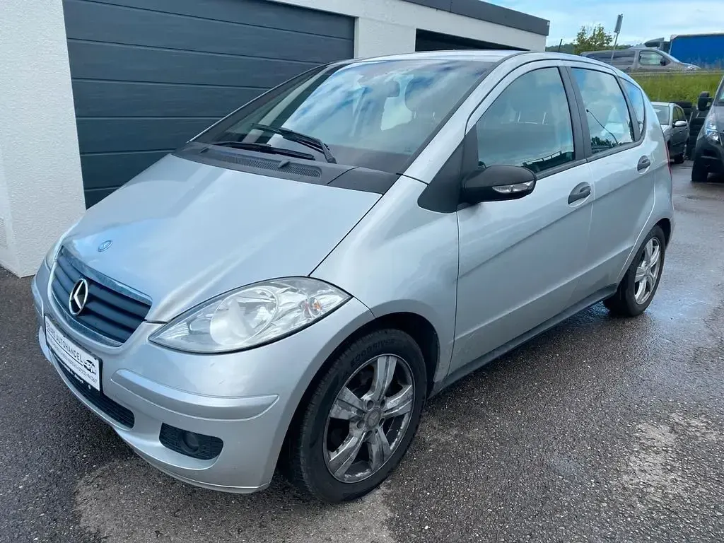 Gebraucht Mercedes A150 Classic 95 PS (69 kW) 2007 Silber Limousine