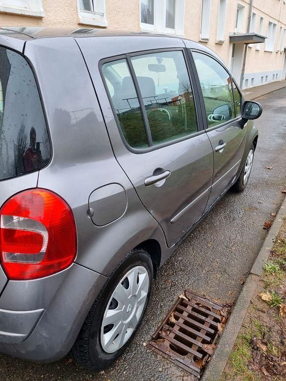 Second-hand Renault Modus Dynamique 101 CP (74 kW) 2008 Gri Monovolum