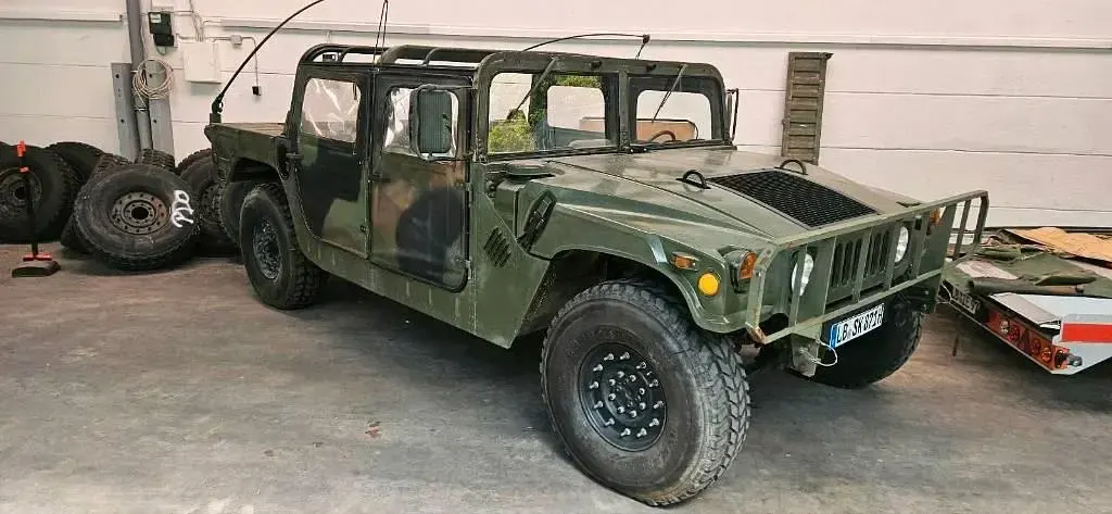 Gebraucht Hummer H1 150 PS (110 kW) 1987 Grün SUV