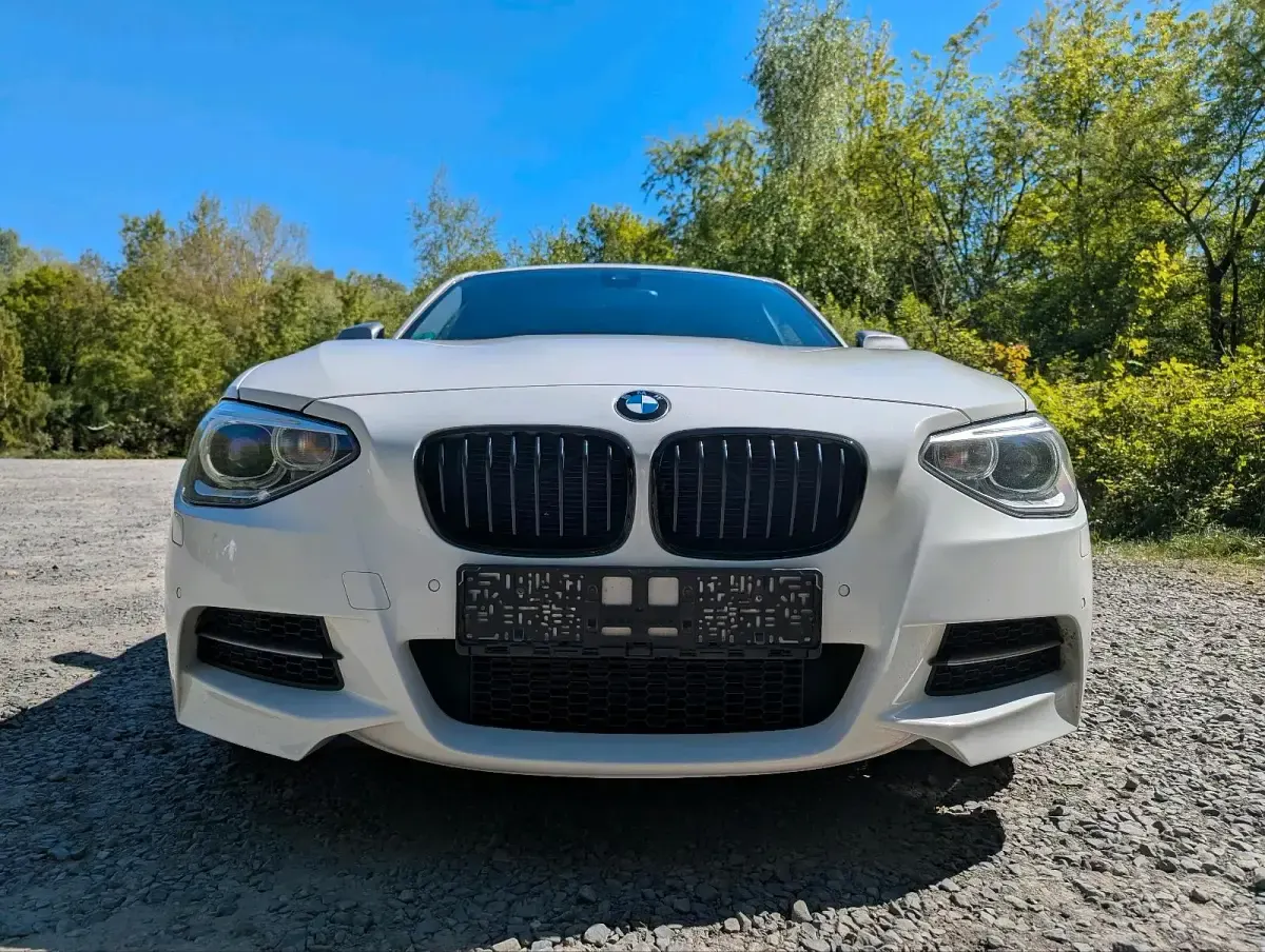 Gebraucht BMW M135 Performance 400 PS (294 kW) 2014 Weiß Kleinwagen