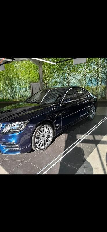 Gebraucht Mercedes S560 AMG 469 PS (344 kW) 2019 Blau Limousine