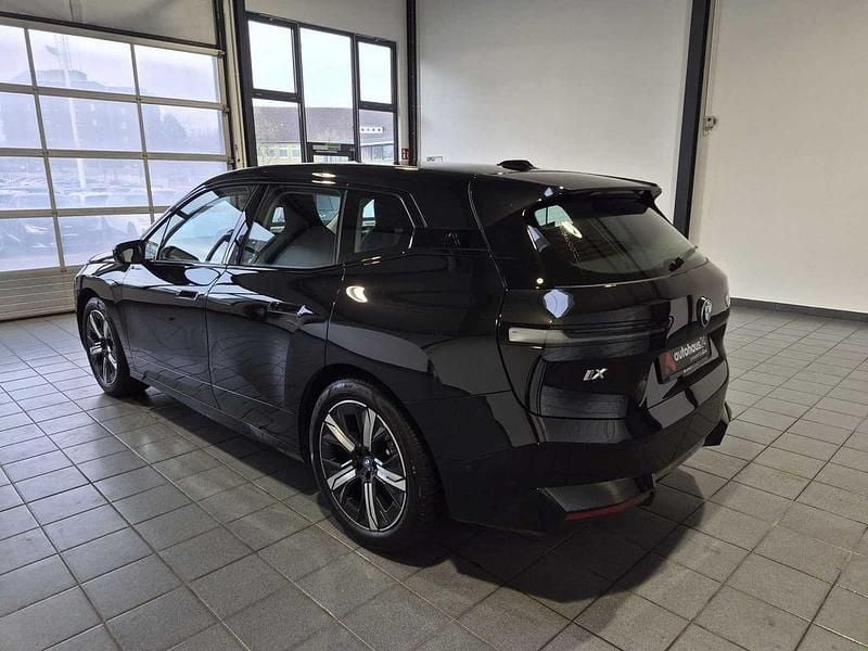 Gebraucht BMW iX Sport Line 239 kW (326 PS) 2023 Silber SUV