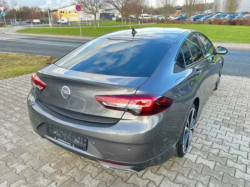 Gebraucht Opel Insignia Ultimate 174 PS (127 kW) 2022 Moonstone grey (metallic) Limousine