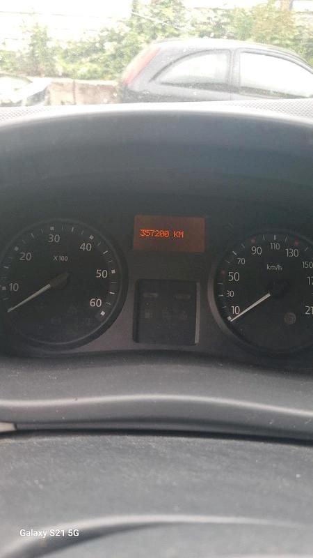 Gebraucht Renault Trafic 90 PS (66 kW) 2011 Weiß Van / Kleinbus