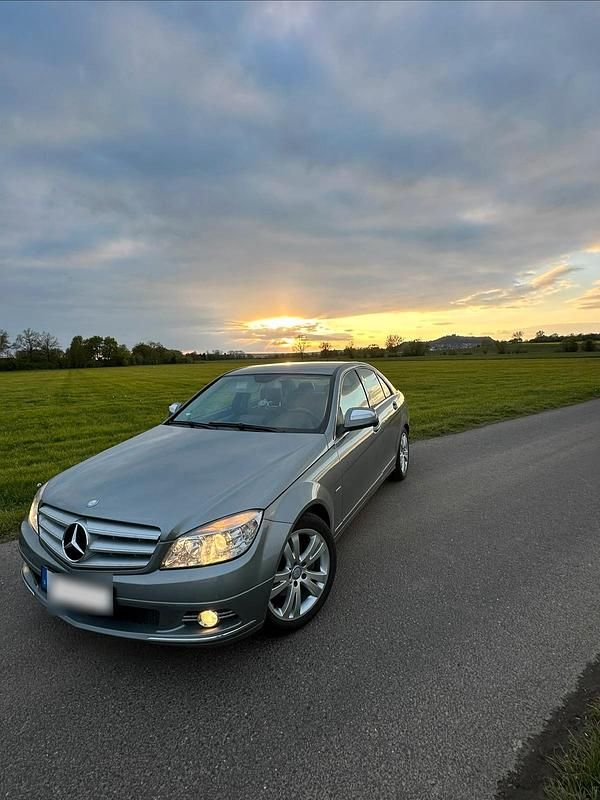 Gebraucht Mercedes C200 184 PS (135 kW) 2008 Silber Limousine